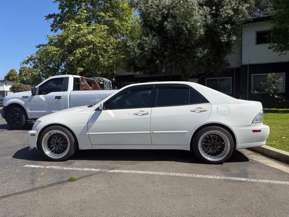 2005 Lexus IS 1st Gen - Image 3 of 3