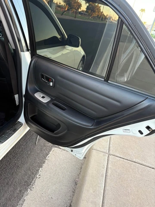 2005 Lexus IS 1st Gen - Image 5 of 19