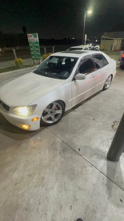 2005 Lexus IS 1st Gen - Image 2 of 8