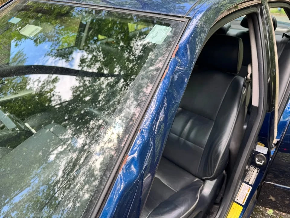 2005 Lexus IS 1st Gen - Image 7 of 12
