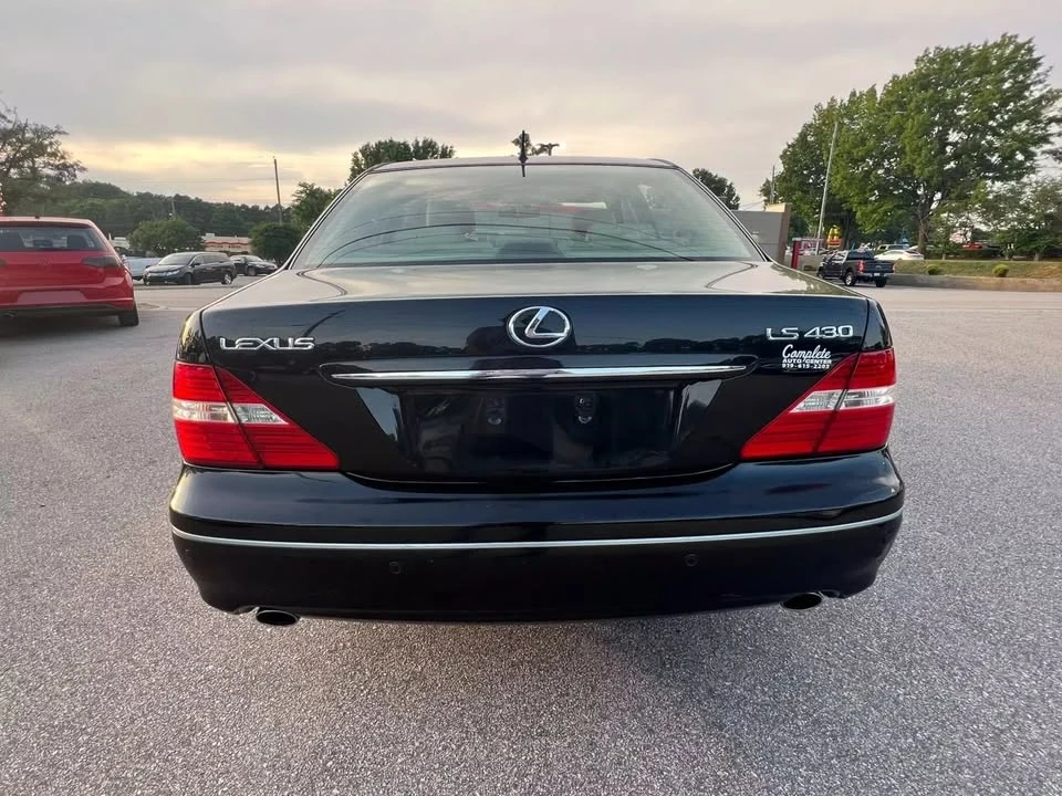2005 Lexus LS 3rd Gen - Image 8 of 14