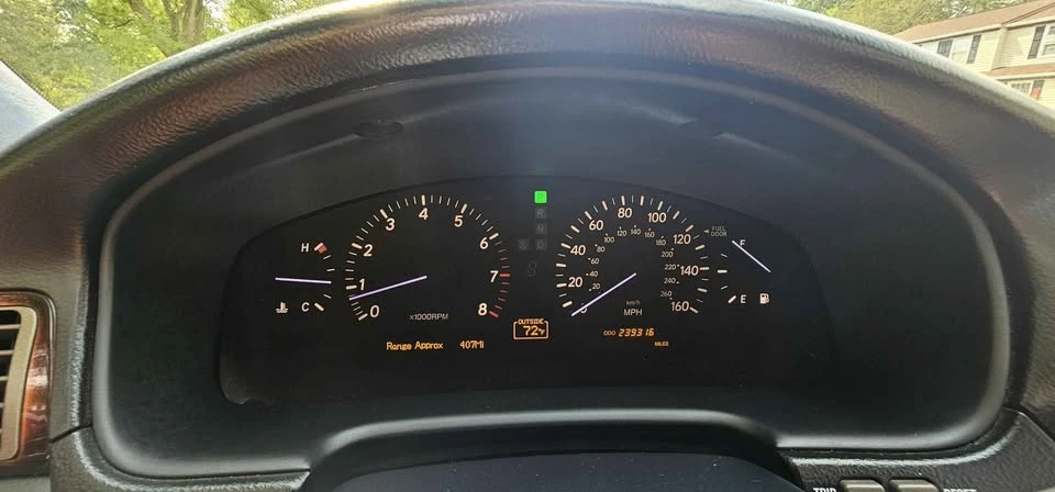 2005 Lexus LS 3rd Gen - Image 15 of 17