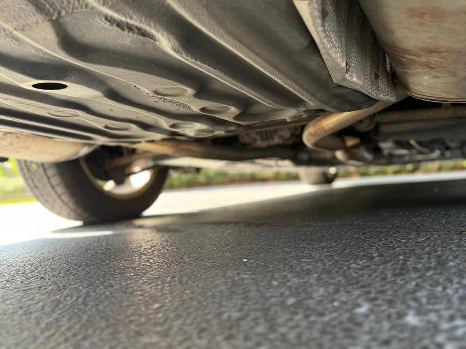 2005 Lexus LS 3rd Gen - Image 16 of 20