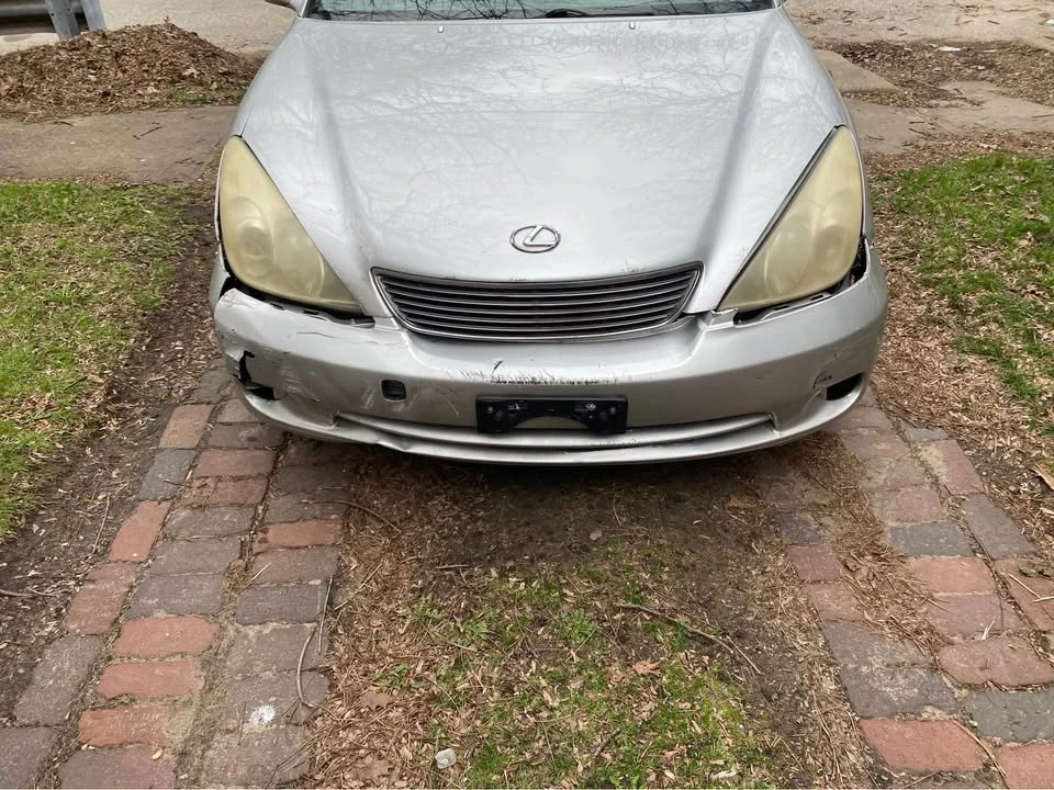2005 Lexus LS 3rd Gen - Image 4 of 5