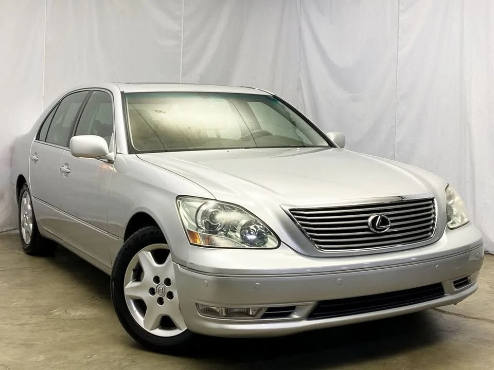 2005 Lexus LS 3rd Gen - Image 9 of 20