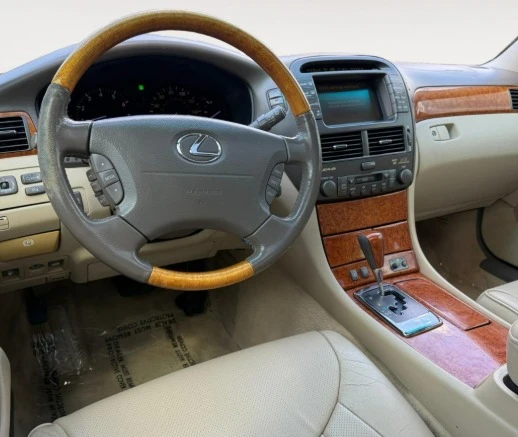 2005 Lexus LS 3rd Gen - Image 7 of 10