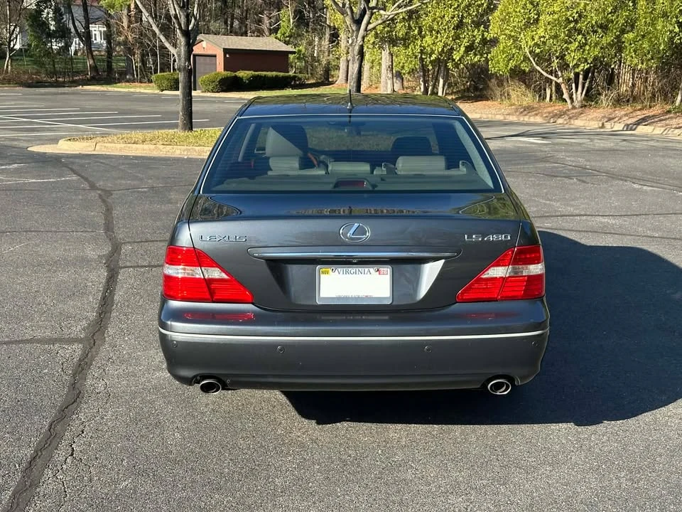 2005 Lexus LS 3rd Gen - Image 6 of 20