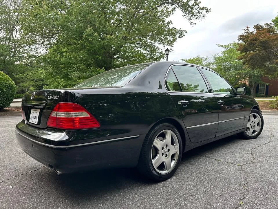 2005 Lexus LS 3rd Gen - Image 7 of 20