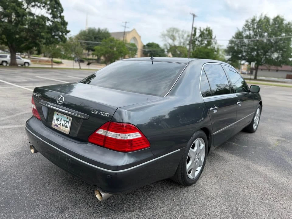 2005 Lexus LS 3rd Gen - Image 6 of 13
