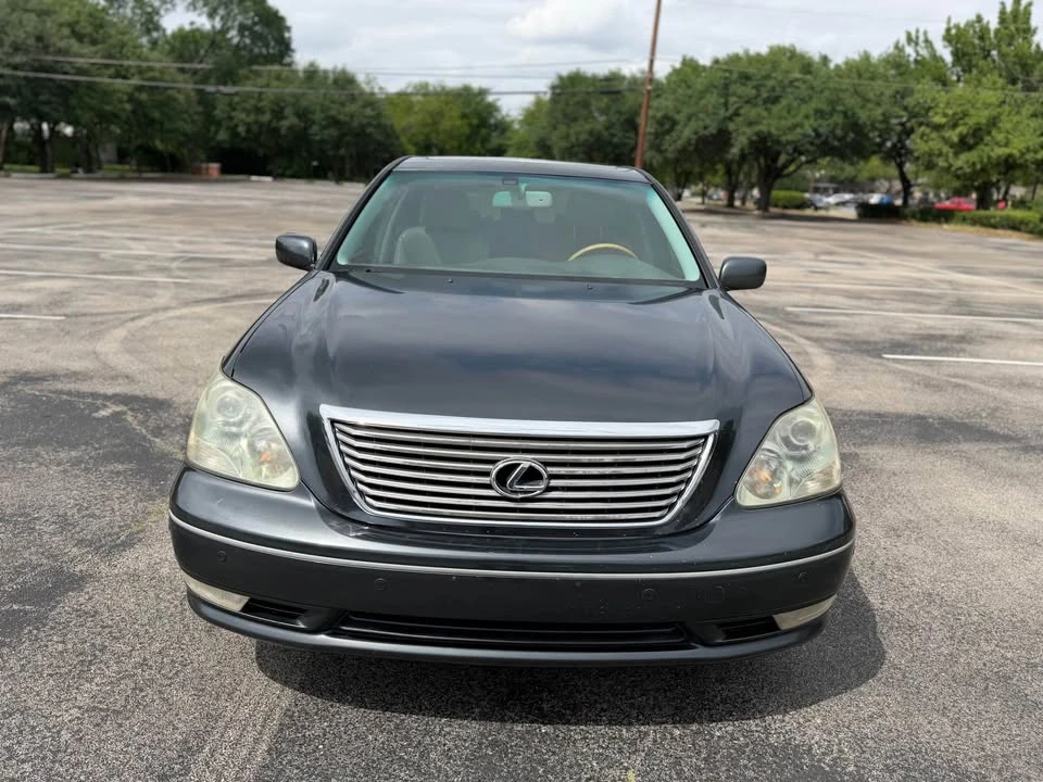 2005 Lexus LS 3rd Gen - Image 3 of 13