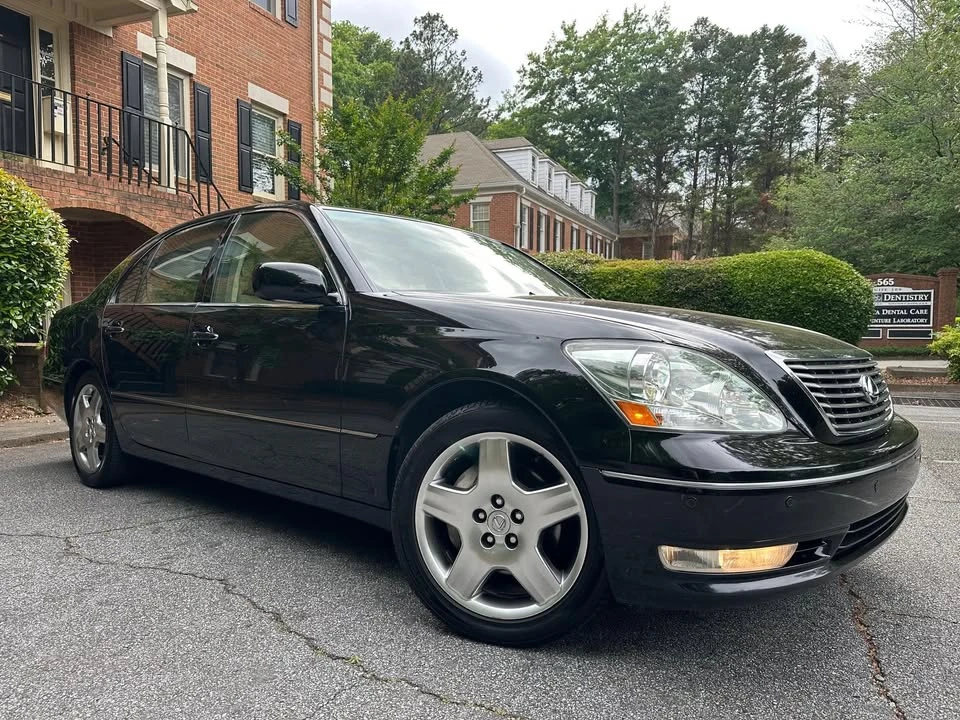2005 Lexus LS 3rd Gen - Image 5 of 20