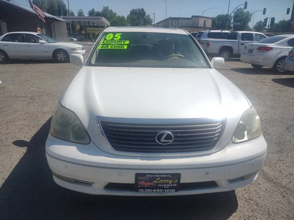 2005 Lexus LS 3rd Gen - Image 3 of 17