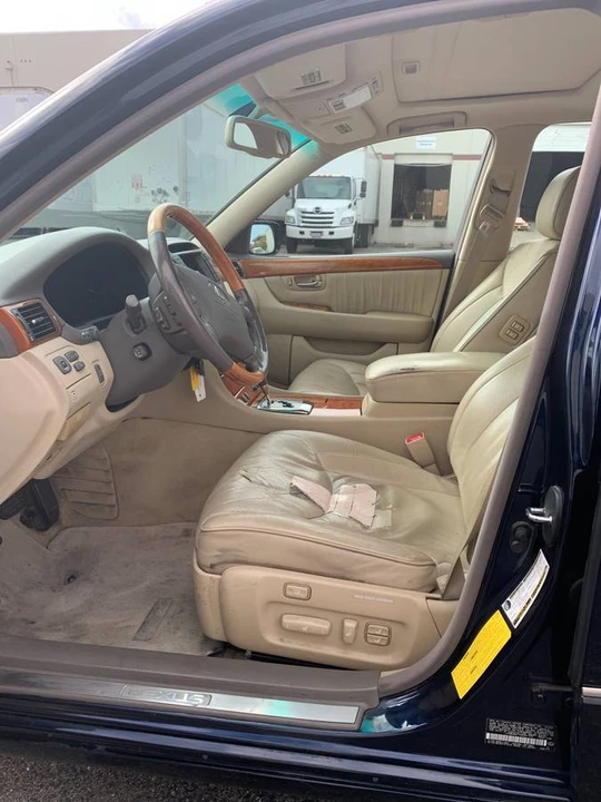 2005 Lexus LS 3rd Gen - Image 15 of 15