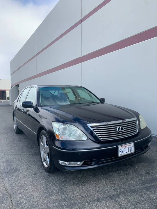 2005 Lexus LS 3rd Gen - Image 3 of 15
