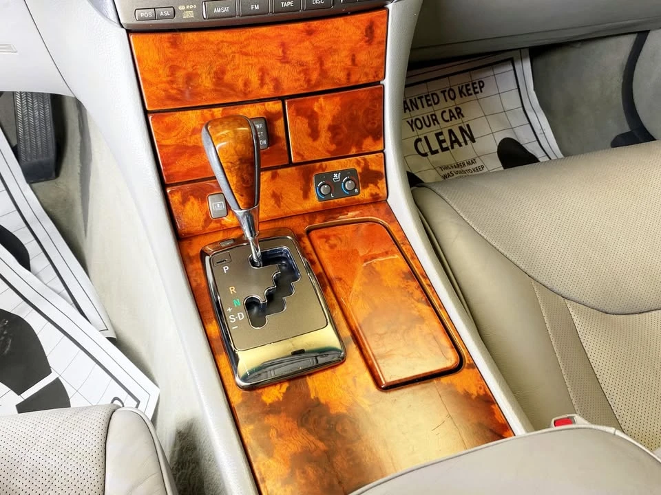 2005 Lexus LS 2nd Gen - Image 8 of 19