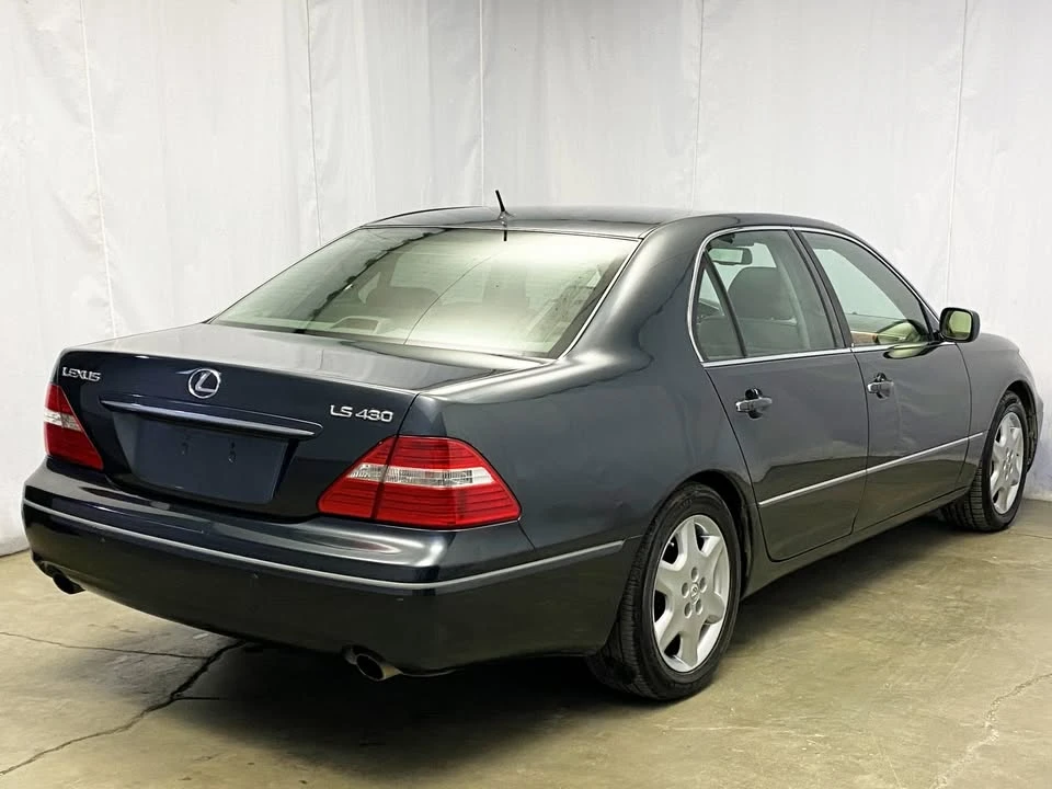 2005 Lexus LS 2nd Gen - Image 3 of 19