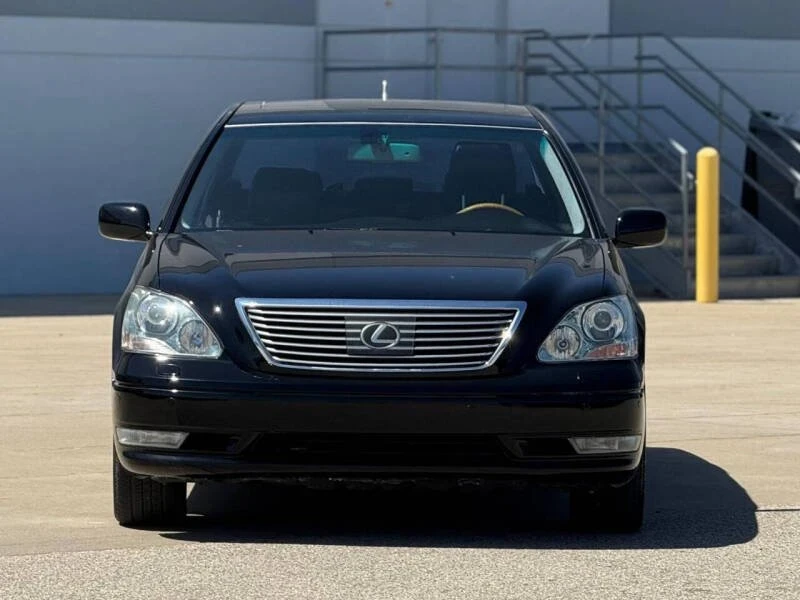 2005 Lexus LS 3rd Gen - Image 2 of 20