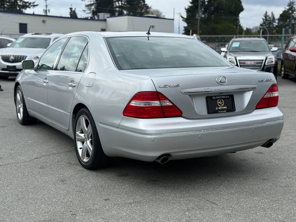 2005 Lexus LS 3rd Gen - Image 6 of 18