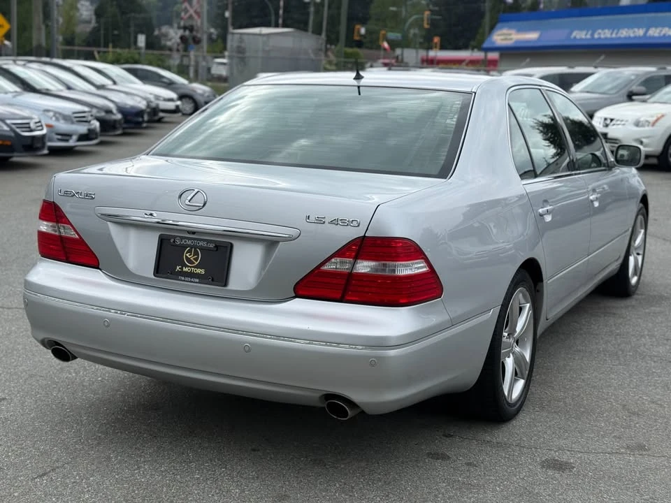 2005 Lexus LS 3rd Gen - Image 4 of 18