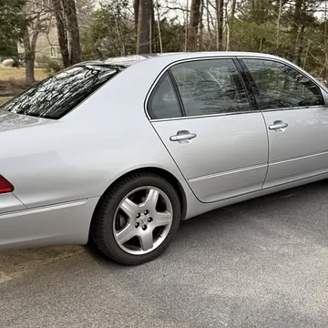 2005 Lexus LS430