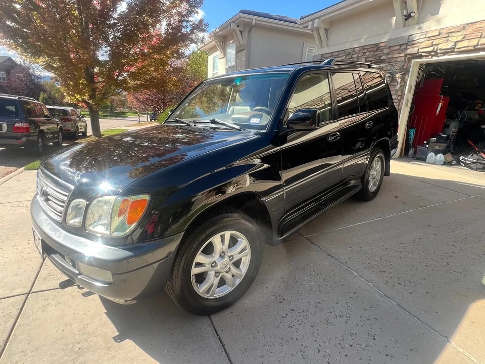 2005 Lexus LX 2nd Gen - Image 4 of 14