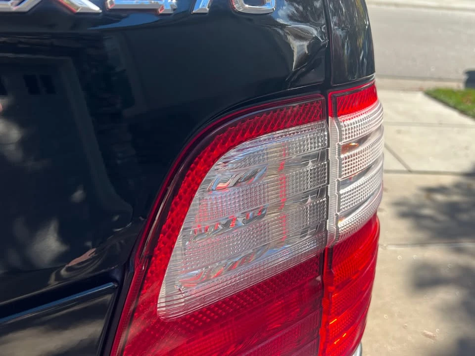2005 Lexus LX 2nd Gen - Image 12 of 14