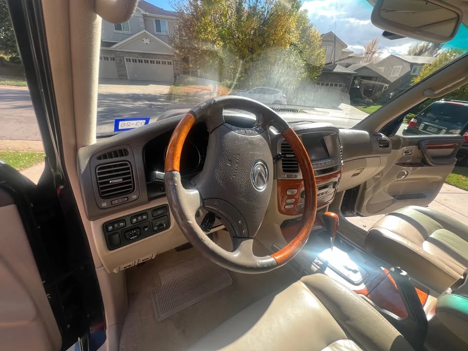 2005 Lexus LX 2nd Gen - Image 5 of 14