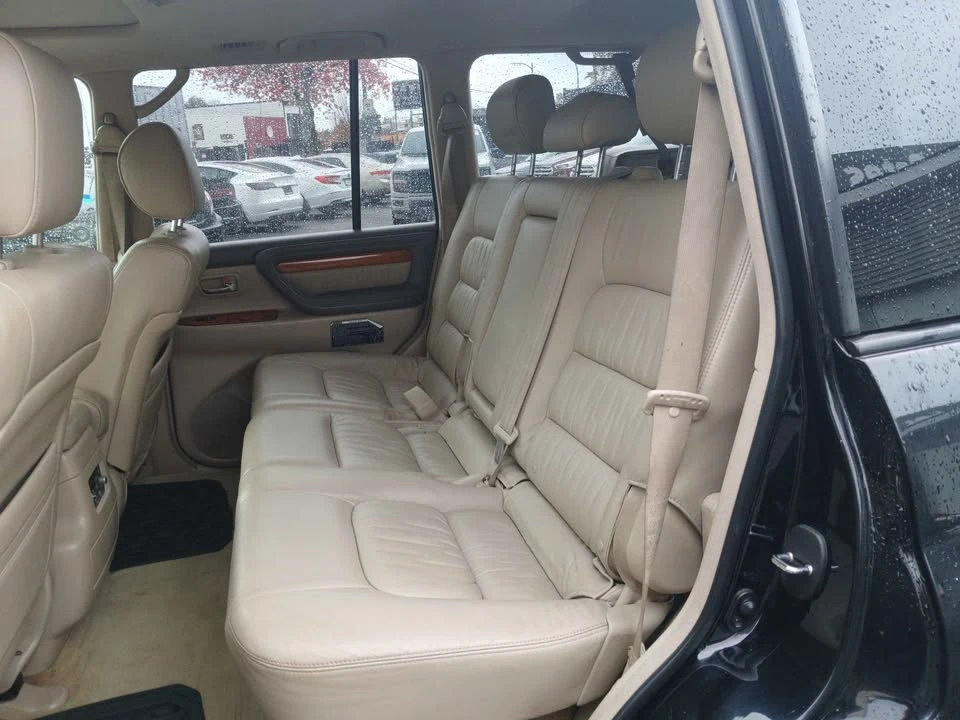 2005 Lexus LX 2nd Gen - Image 14 of 15