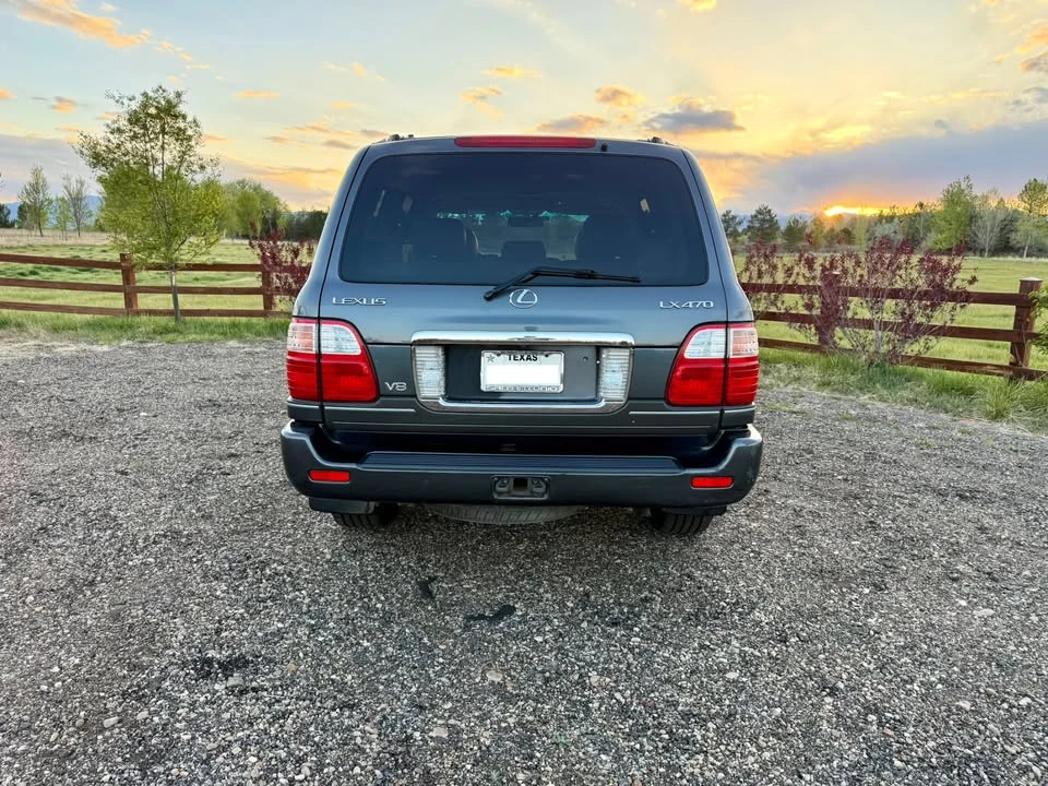 2005 Lexus LX 2nd Gen - Image 6 of 20