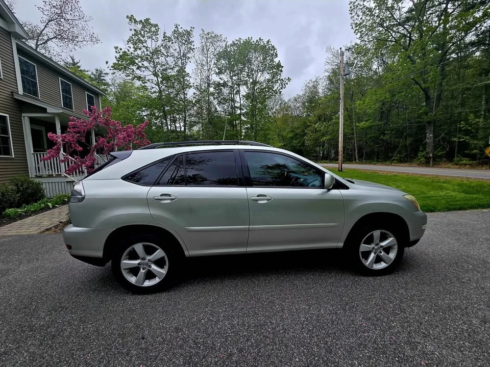 2005 Lexus RX 2nd Gen - Image 2 of 20