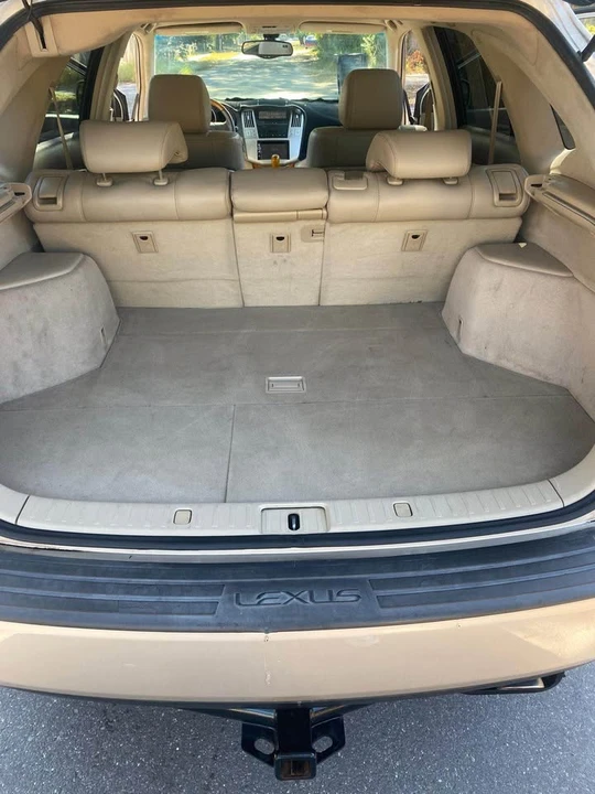 2005 Lexus RX 2nd Gen - Image 7 of 9