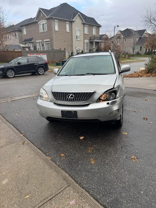 2005 Lexus RX 2nd Gen - Image 6 of 7