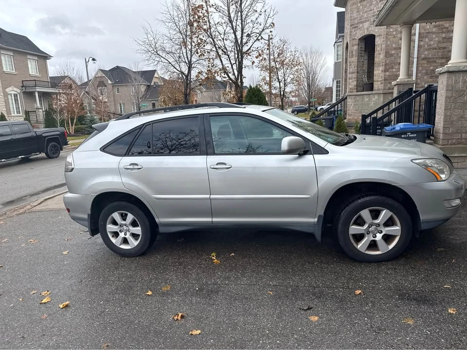 2005 Lexus RX 2nd Gen - Image 4 of 7