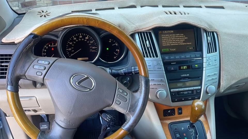 2005 Lexus RX 2nd Gen - Image 5 of 5