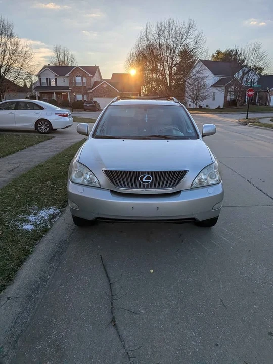 2005 Lexus RX 2nd Gen - Image 8 of 8