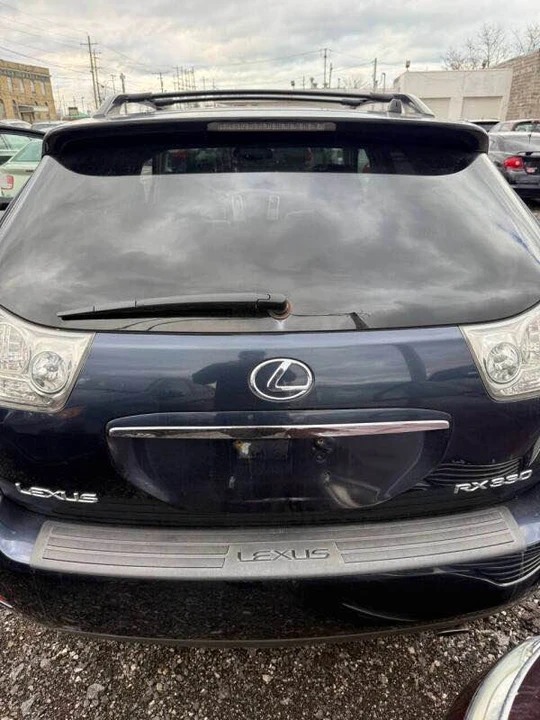 2005 Lexus RX 2nd Gen - Image 5 of 9