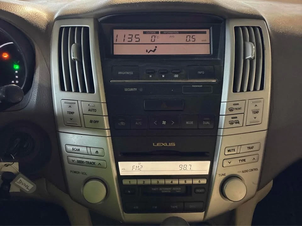 2005 Lexus RX 2nd Gen - Image 6 of 6