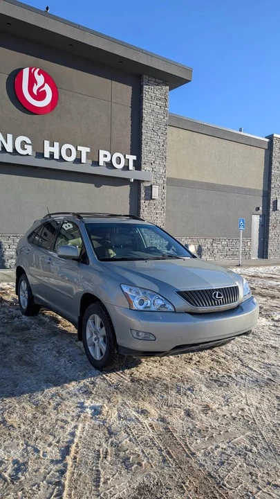 2005 Lexus RX 2nd Gen - Image 2 of 13