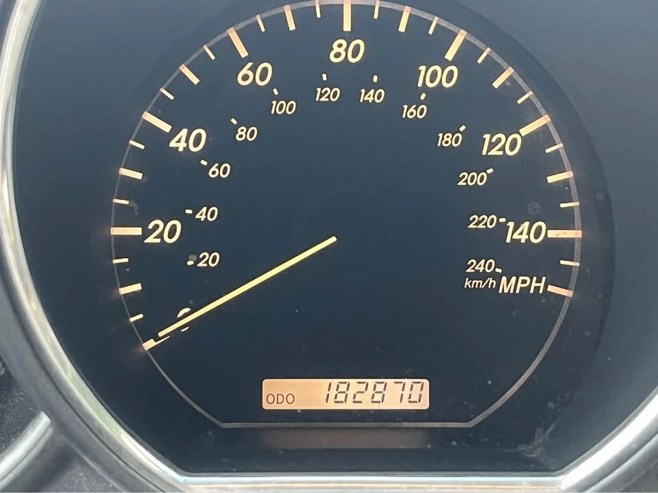2005 Lexus RX 2nd Gen - Image 10 of 10