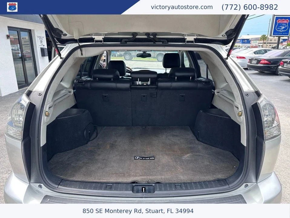 2005 Lexus RX 2nd Gen - Image 10 of 16