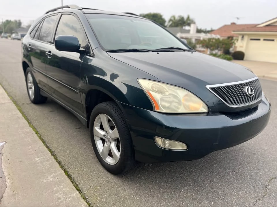 2005 Lexus RX 2nd Gen - Image 3 of 10