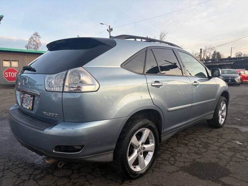 2005 Lexus RX 2nd Gen - Image 4 of 9