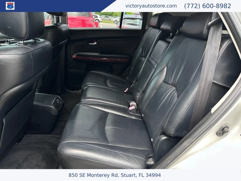 2005 Lexus RX 2nd Gen - Image 12 of 16