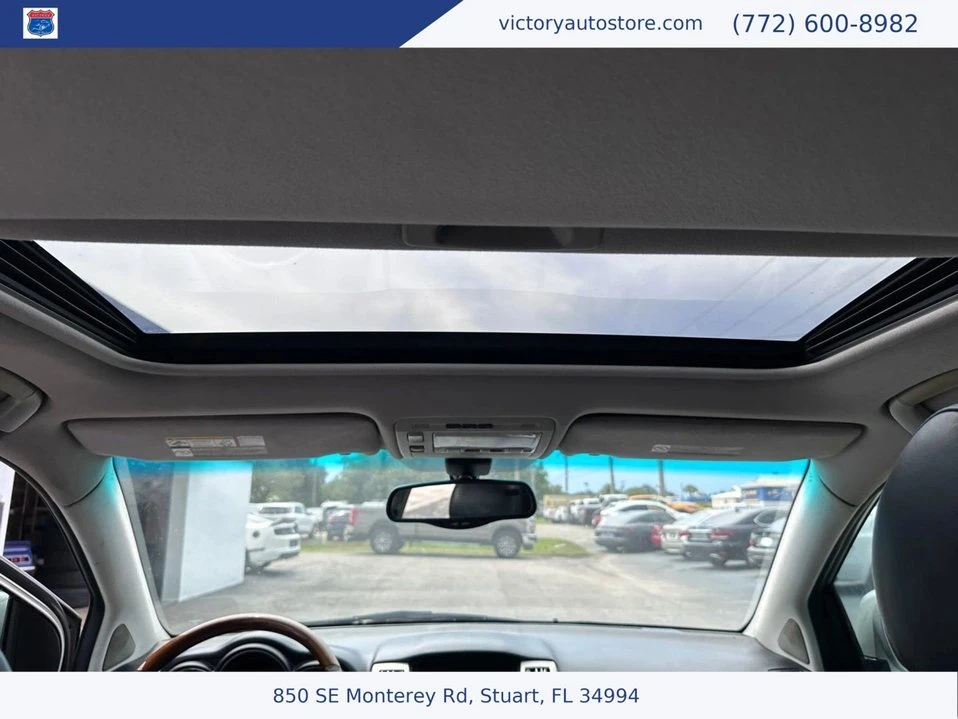 2005 Lexus RX 2nd Gen - Image 15 of 16
