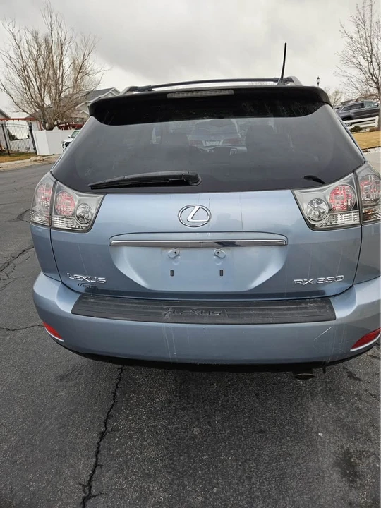 2005 Lexus RX 2nd Gen - Image 4 of 10