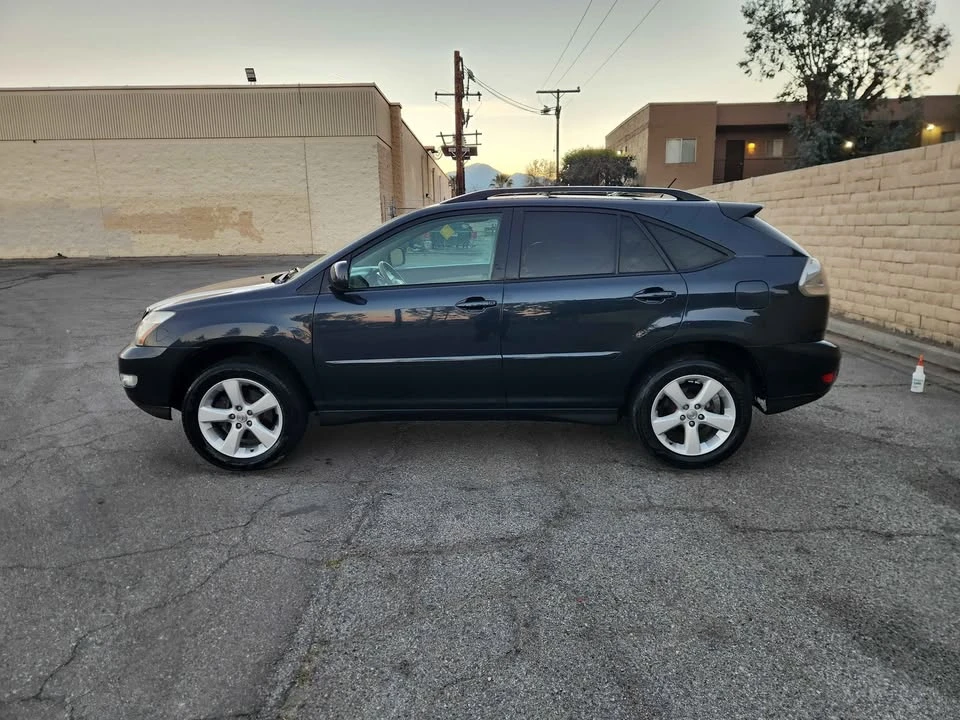 2005 Lexus RX 2nd Gen - Image 4 of 17