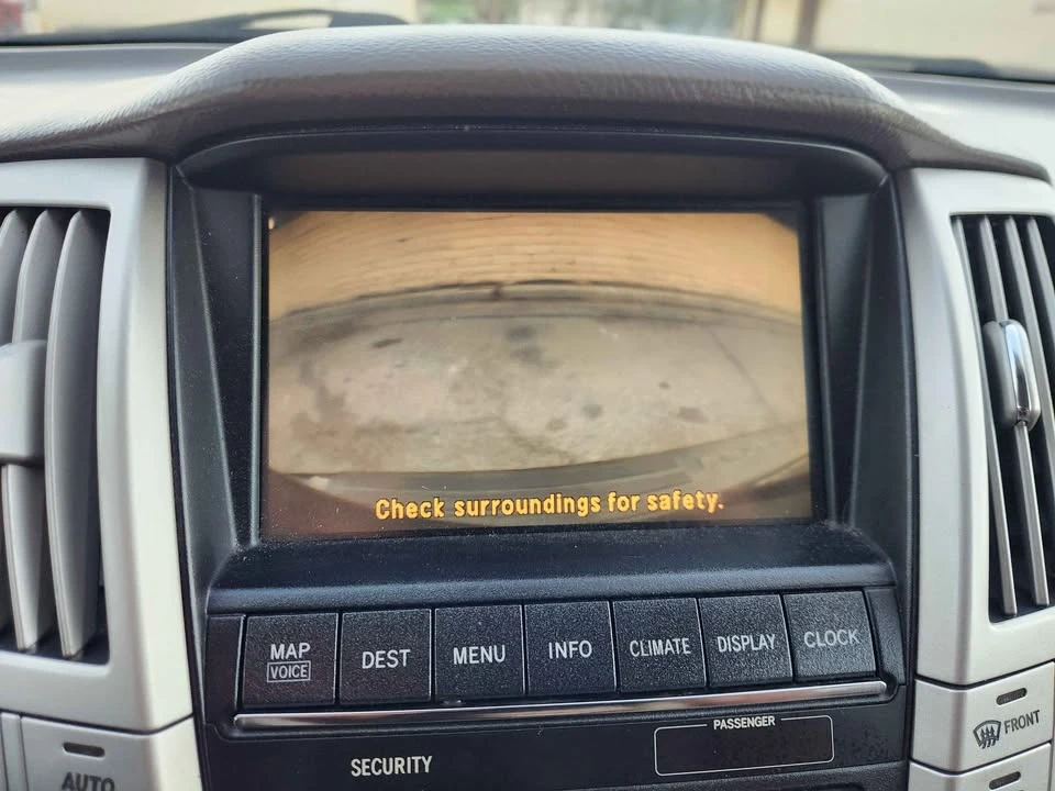 2005 Lexus RX 2nd Gen - Image 17 of 17