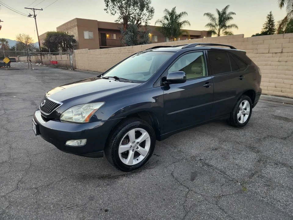 2005 Lexus RX 2nd Gen - Image 5 of 17