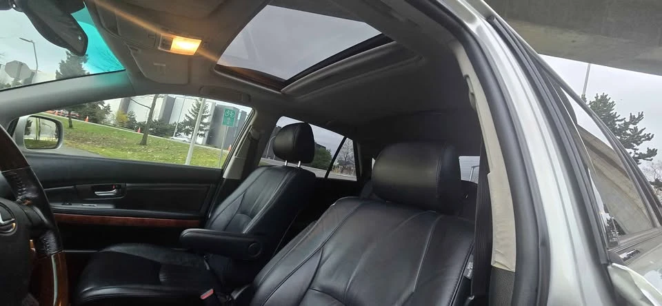 2005 Lexus RX 2nd Gen - Image 17 of 17