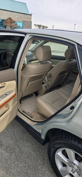 2005 Lexus RX 2nd Gen - Image 15 of 20